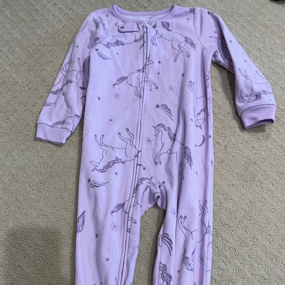⚡️2 for $10⚡️ Fleece footie pajamas